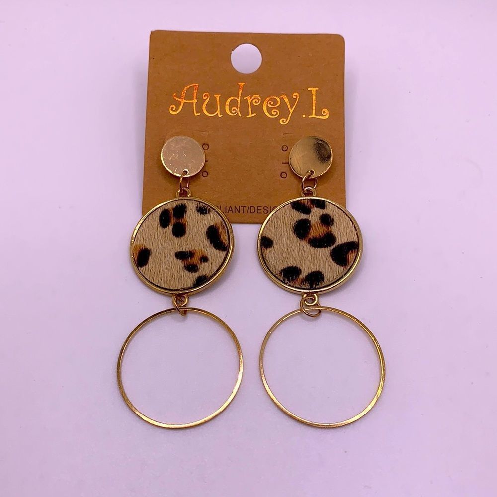 Fashion leopard print earrings
